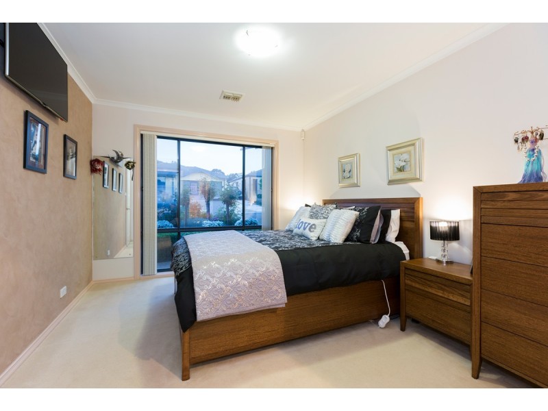 8 Kurrama Close, Ngunnawal ACT 2913
