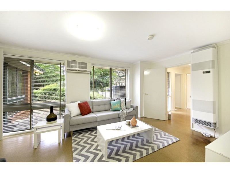 88 Chuculba Crescent, Giralang ACT 2617