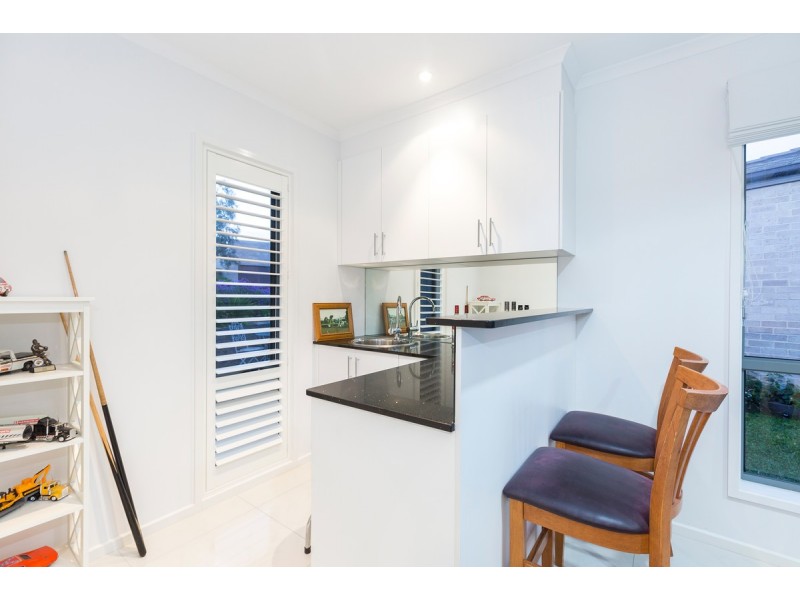 8 Arndt Street, Forde ACT 2914