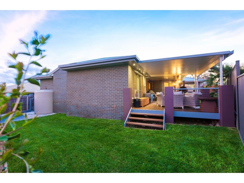 8 Arndt Street, Forde ACT 2914