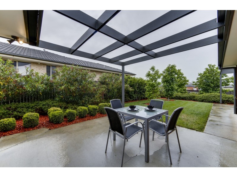 18 Overall Avenue, Casey ACT 2913