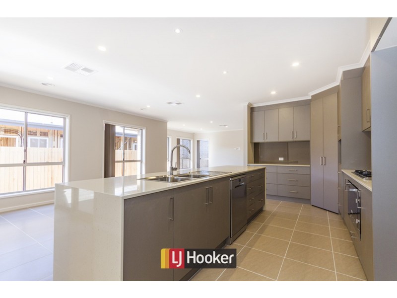 27 Ken Tribe Street, Brindabella NSW 2611