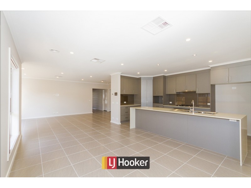27 Ken Tribe Street, Brindabella NSW 2611