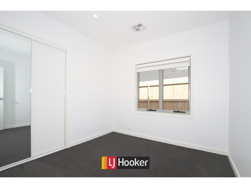 12 Villaret Street, Harrison ACT 2914
