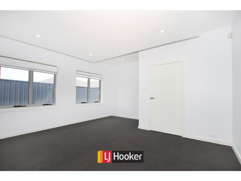 12 Villaret Street, Harrison ACT 2914