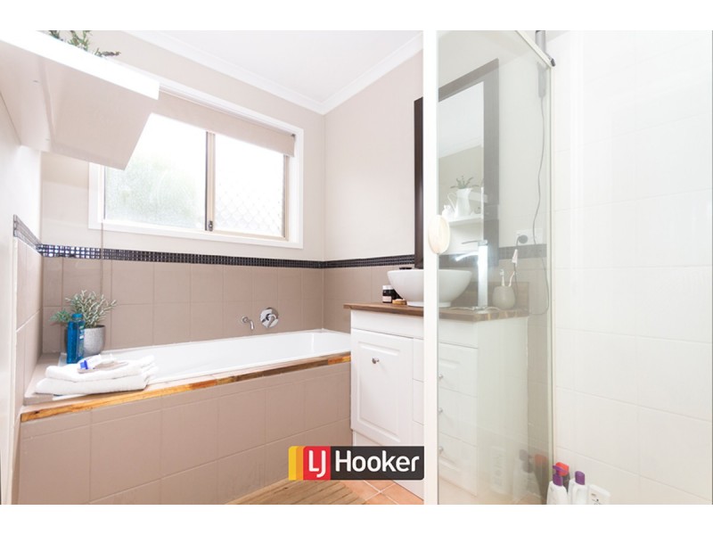 10 Inkerman Street, Amaroo ACT 2914