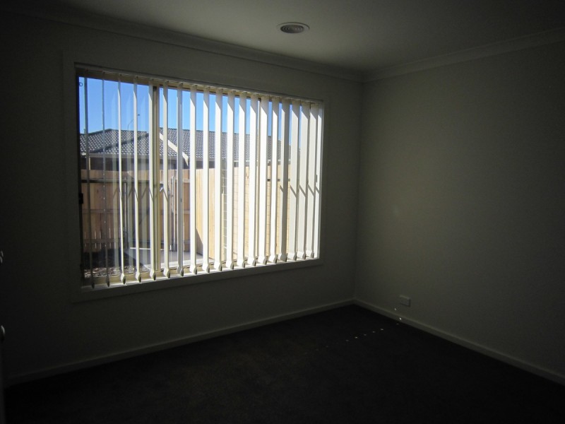 5/7 Loveday Crescent, Casey ACT 2913