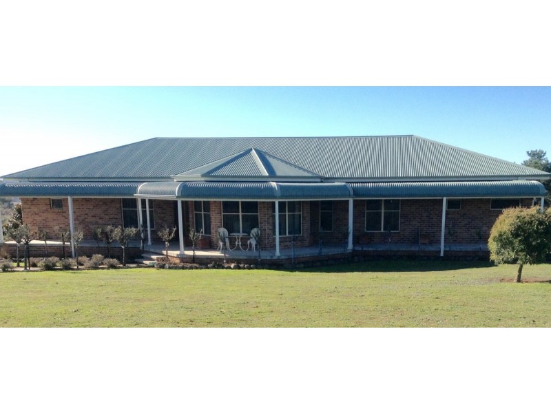 25 Irvine Drive, Yass NSW 2582