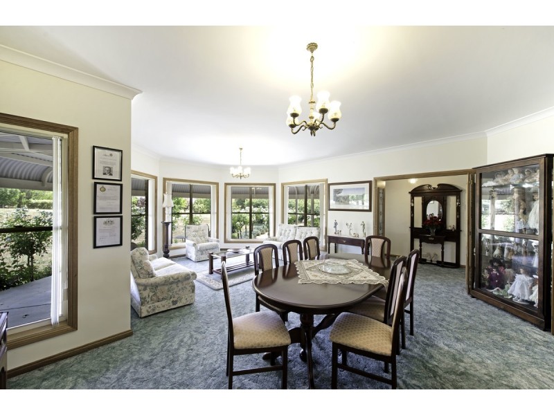 25 Irvine Drive, Yass NSW 2582