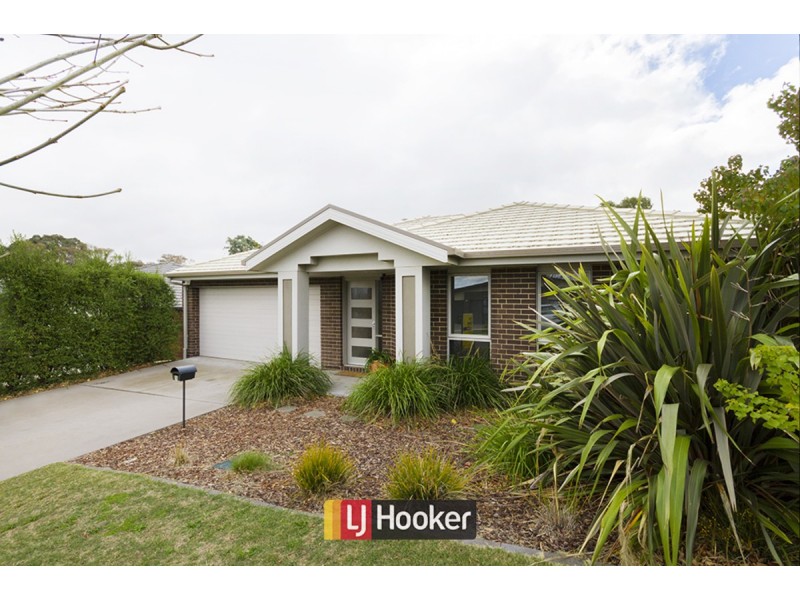 5 Bromham Street, Forde ACT 2914