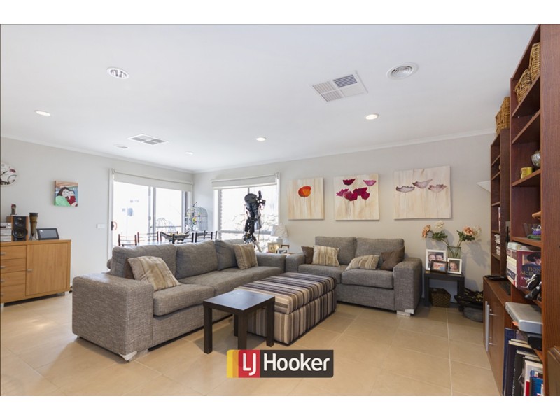 5 Bromham Street, Forde ACT 2914