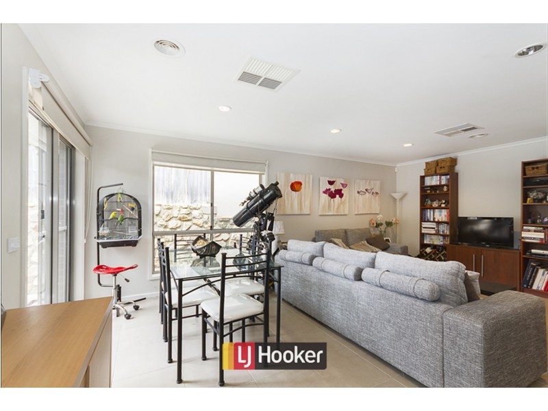 5 Bromham Street, Forde ACT 2914
