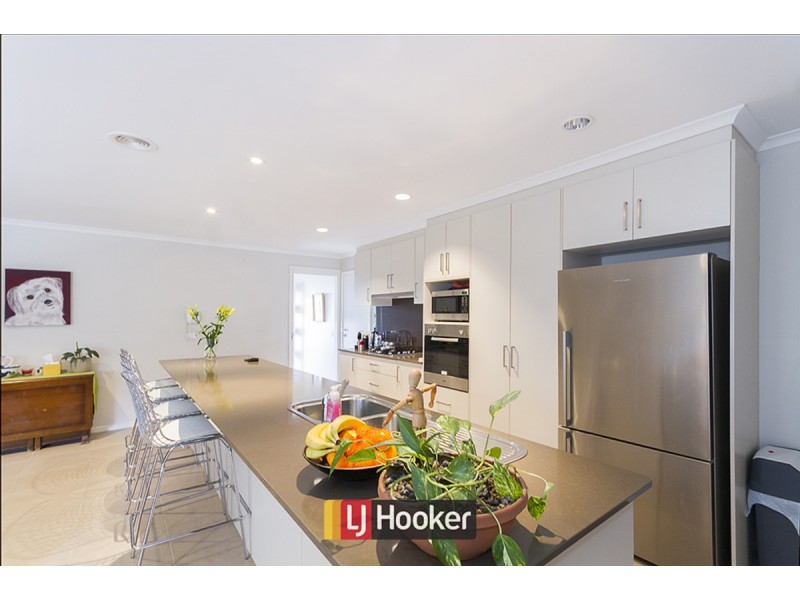 5 Bromham Street, Forde ACT 2914