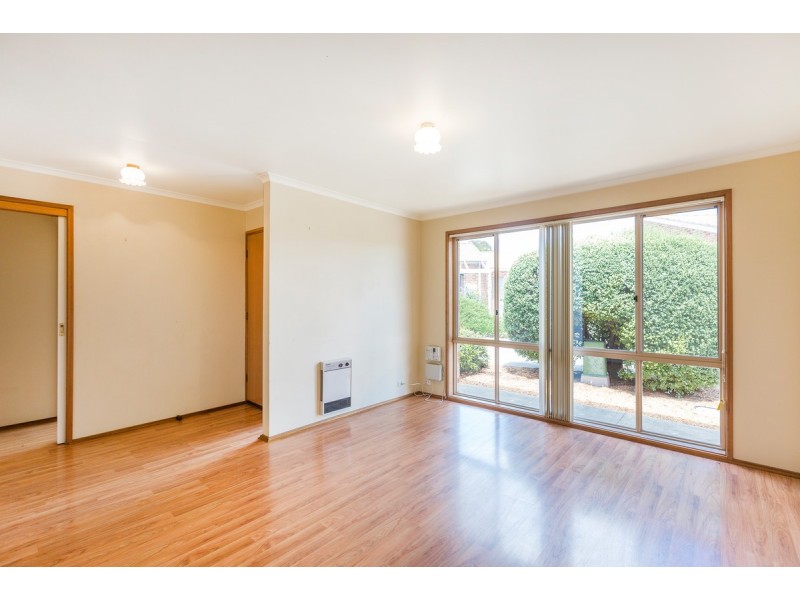 2/5 Figg Place, Palmerston ACT 2913