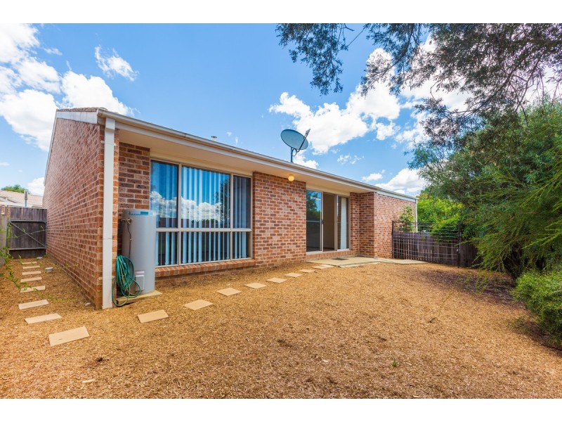 2/5 Figg Place, Palmerston ACT 2913