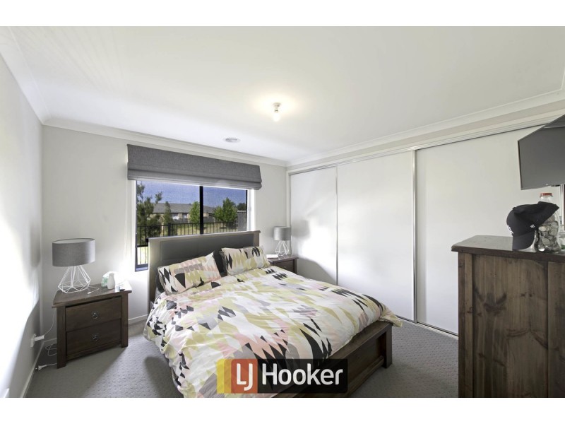 7/10 Charles Perkins, Bonner ACT 2914