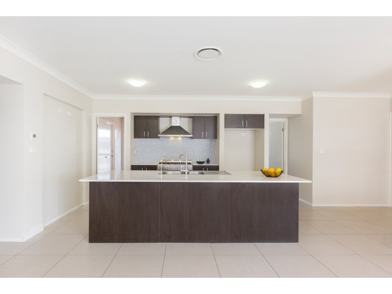 33 Turbayne Crescent, Forde ACT 2914