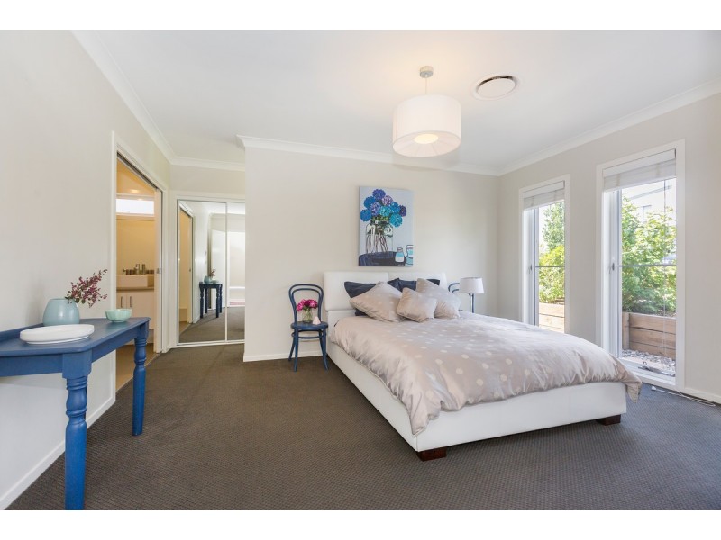 33 Turbayne Crescent, Forde ACT 2914