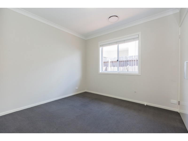 33 Turbayne Crescent, Forde ACT 2914