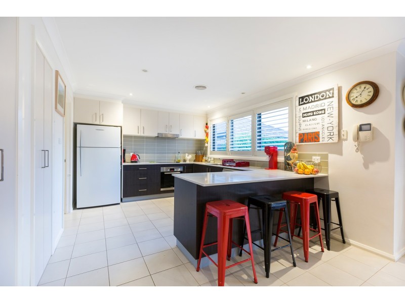 33 Helen Leonard Crescent, Forde ACT 2914