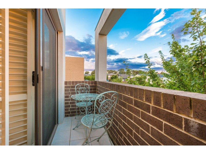 33 Helen Leonard Crescent, Forde ACT 2914