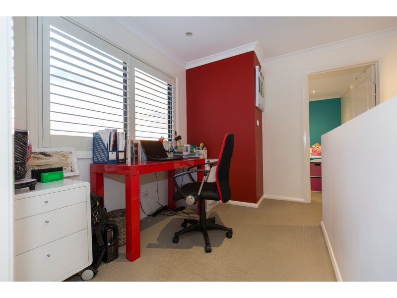 33 Helen Leonard Crescent, Forde ACT 2914
