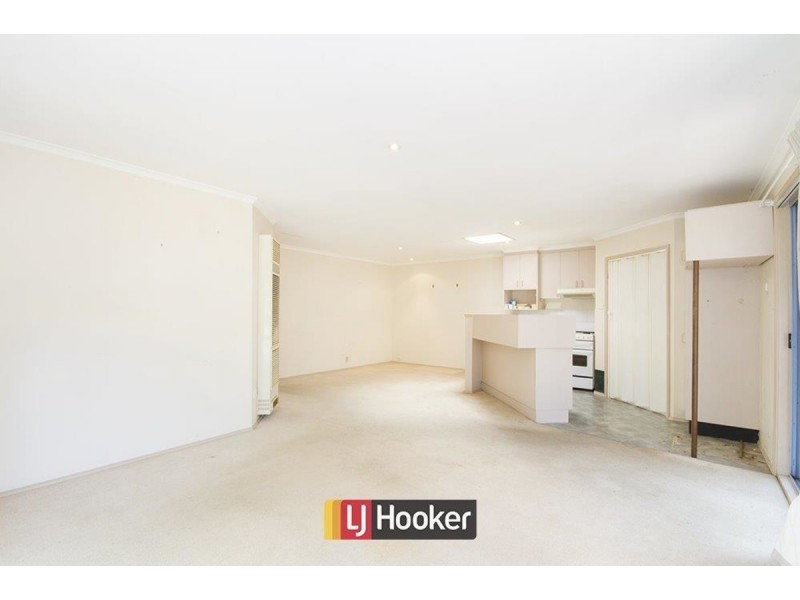 17 Elyard Place, Dunlop ACT 2615