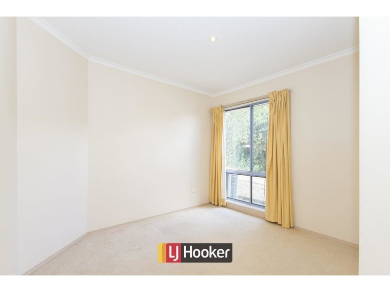 17 Elyard Place, Dunlop ACT 2615