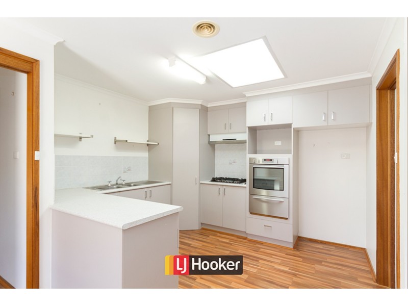 13 Saxby Close, Amaroo ACT 2914