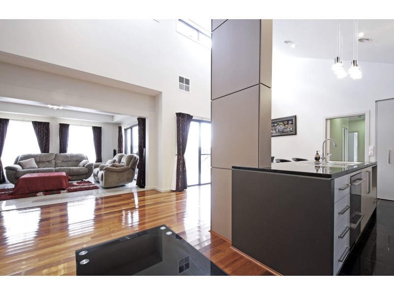 9 Eumarrah Street, Bonner ACT 2914