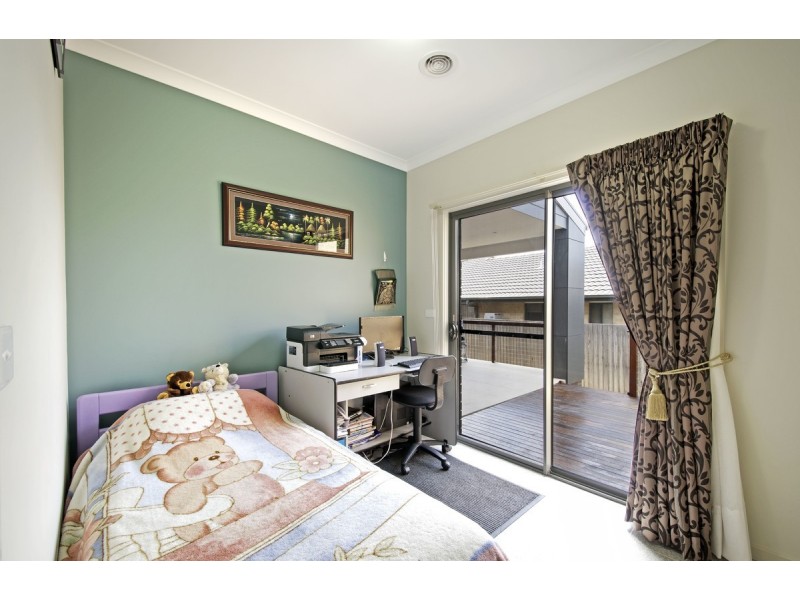 9 Eumarrah Street, Bonner ACT 2914