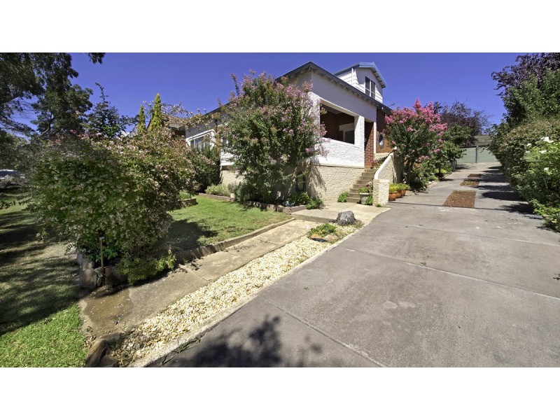 27 Shaw Street, Yass NSW 2582