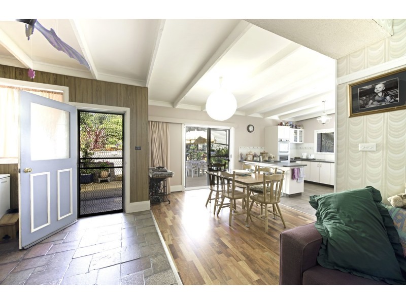 27 Shaw Street, Yass NSW 2582