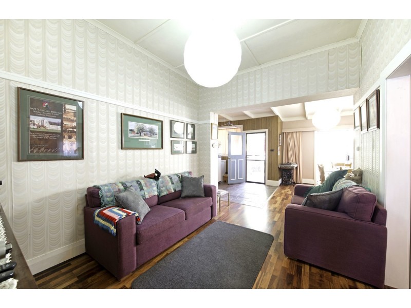 27 Shaw Street, Yass NSW 2582