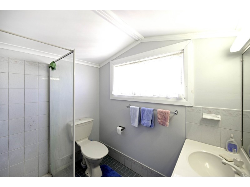 27 Shaw Street, Yass NSW 2582