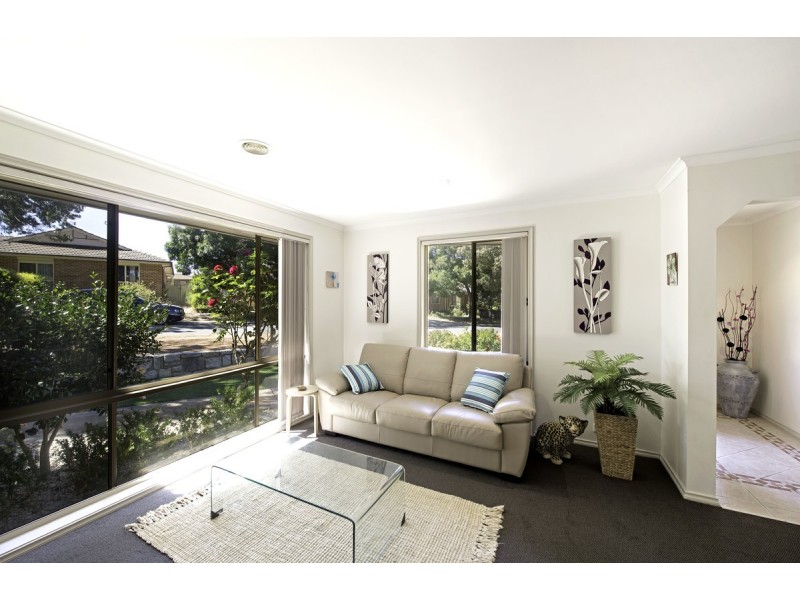 22 Tyenna Close, Amaroo ACT 2914