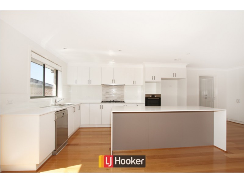 12 Boyer Street, Casey ACT 2913