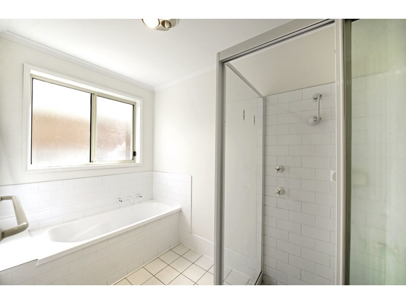 8 Traine Court, Amaroo ACT 2914