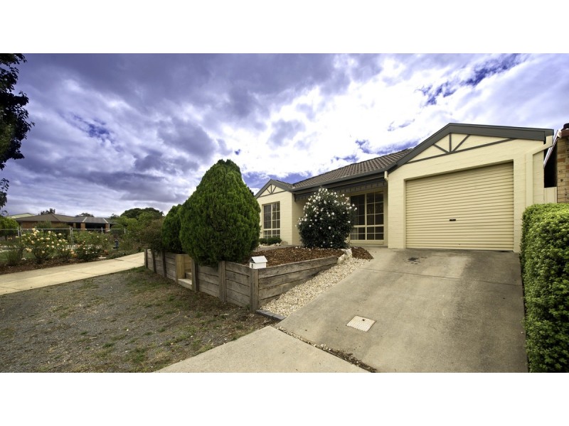8 Traine Court, Amaroo ACT 2914