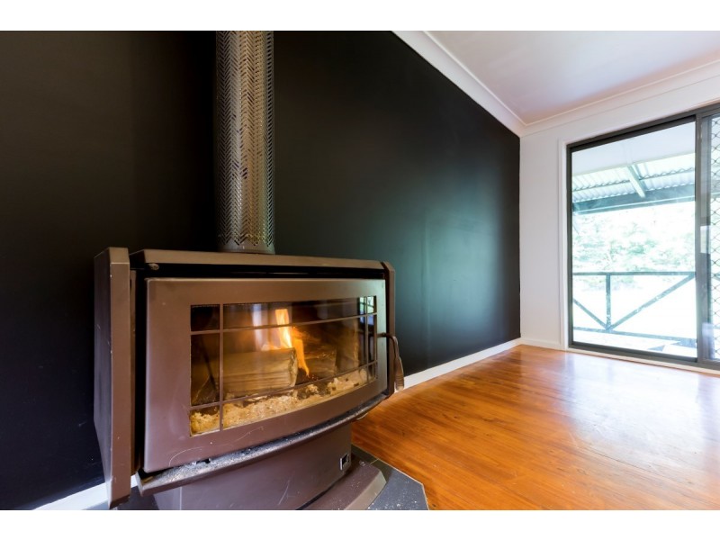 68 Foxlow Street, Captains Flat NSW 2623