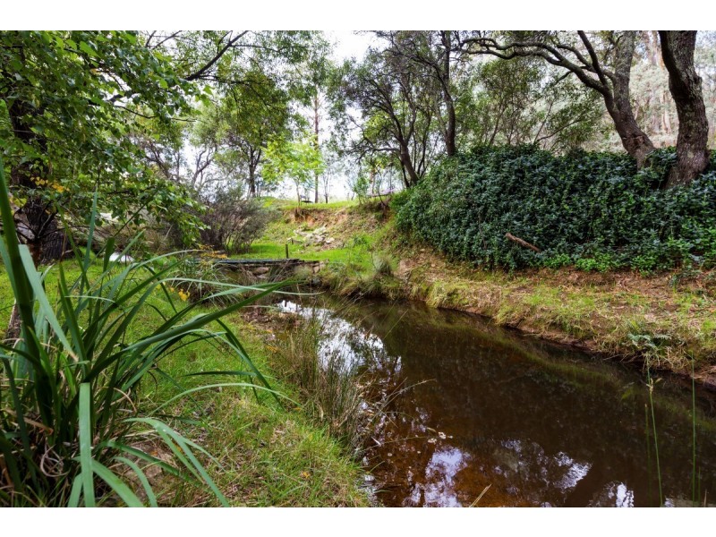 68 Foxlow Street, Captains Flat NSW 2623