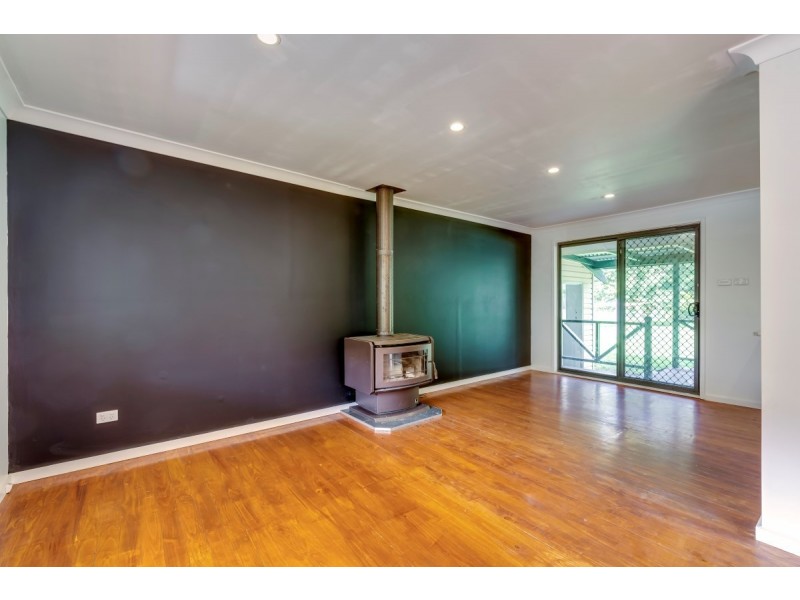 68 Foxlow Street, Captains Flat NSW 2623