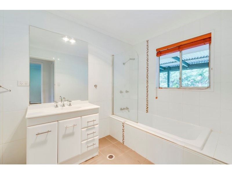 68 Foxlow Street, Captains Flat NSW 2623