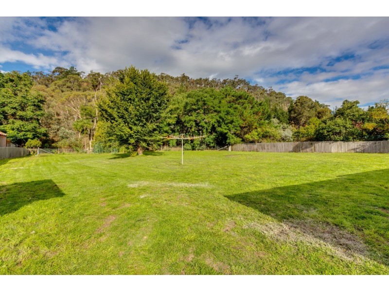 68 Foxlow Street, Captains Flat NSW 2623