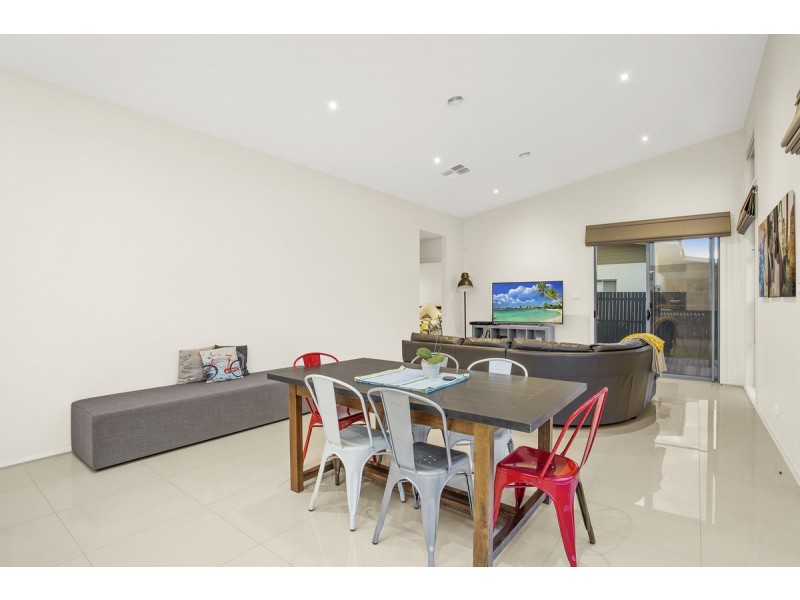 62 Narden Street, Crace ACT 2911