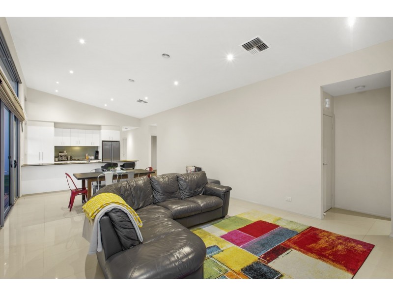 62 Narden Street, Crace ACT 2911