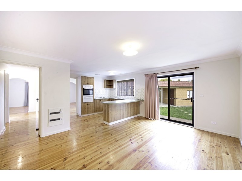 6 Bale Place, Richardson ACT 2905