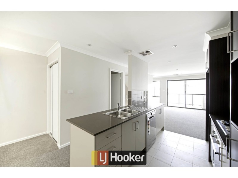 28/50 Henry Kendall Street, Franklin ACT 2913