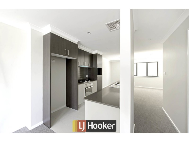 28/50 Henry Kendall Street, Franklin ACT 2913