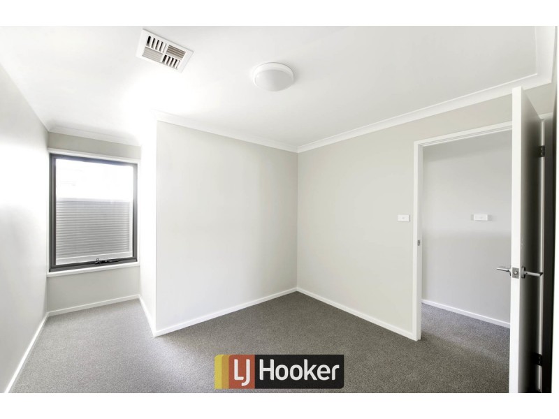 28/50 Henry Kendall Street, Franklin ACT 2913